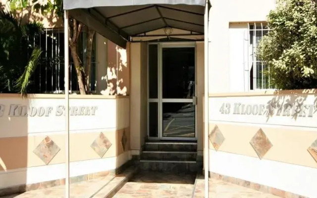 Midown Rentals at Polana