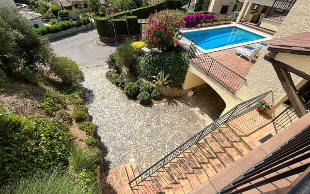 Beautiful holiday home in Calonge with private pool