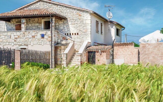 Modern Holiday Home in Porec With Swimming Pool