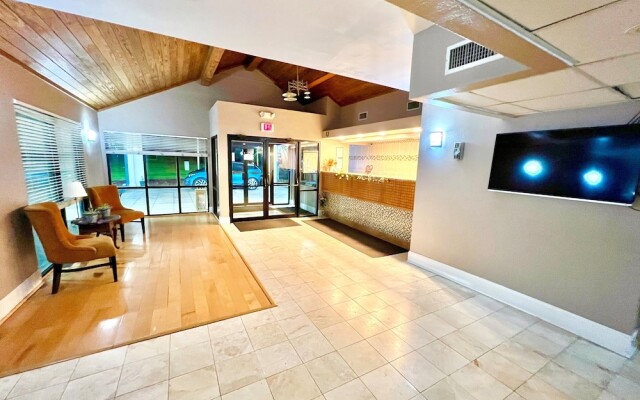 GuestHouse Inn & Suites Bayou La Batre/Mobile