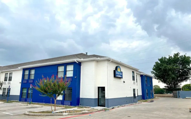 Days Inn Dallas Plano