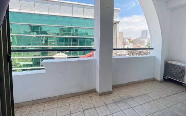 Studio Tango Abasto Metro