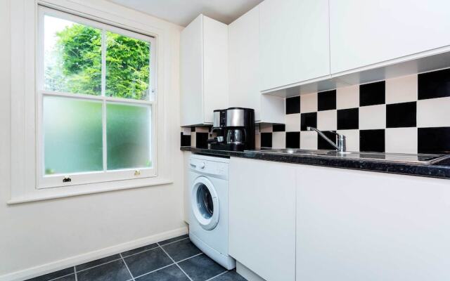Shepherd's Bush Pad