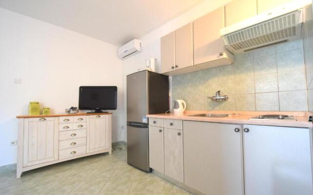 Apartments Gacina