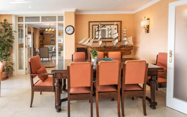 4 bedroom apartment close by beach in Fuengirola