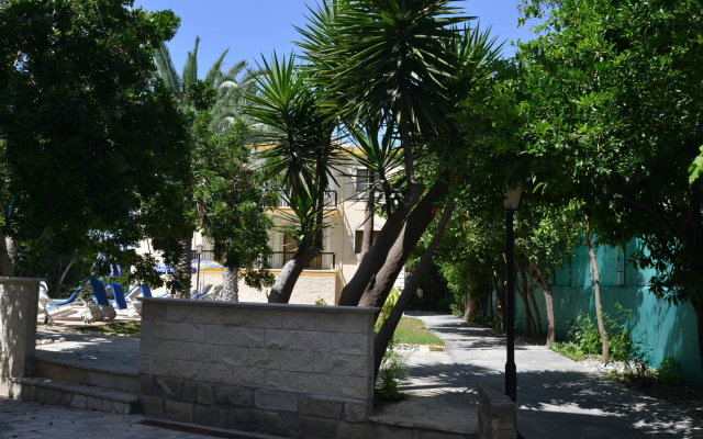 Odysseas and Eleni Hotel Apartments