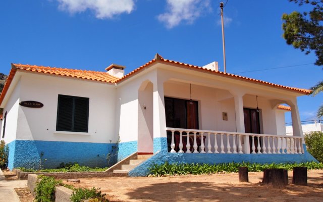 Spacious Family Villa Only 200M From The Golden Beach Villa Mary