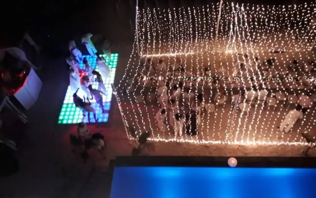 Perfect Beach Location For Families And Weddings