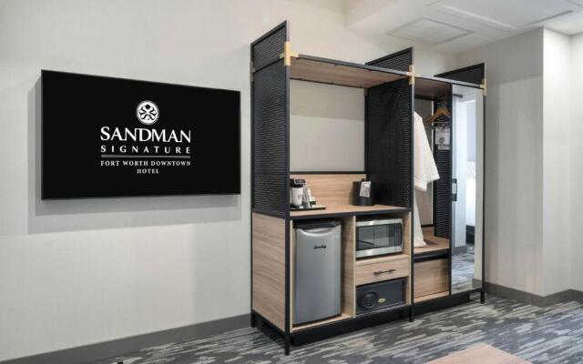 Sandman Signature Fort Worth Downtown Hotel