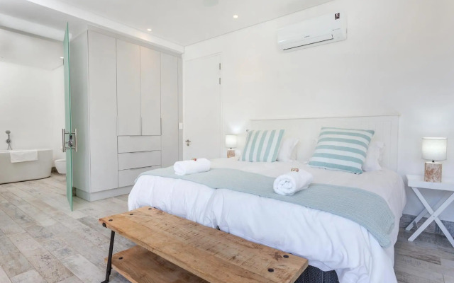 17 Marine, 2 Bedroom Family Apartment 102