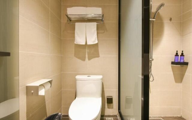 Hanting Youjia Hotel (Beijing Daxing New Media Industrial Base)