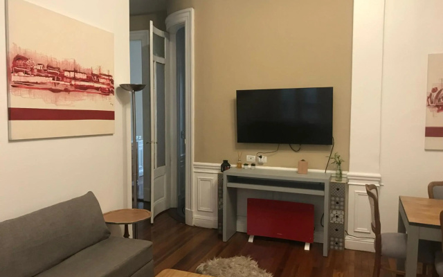 Beautiful Classic Style Apartment in Buenos Aires Downtown