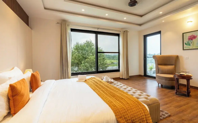 Elivaas Gardenia 4 BHK Farmhouse