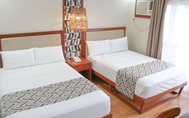 Punta Baler Hotel