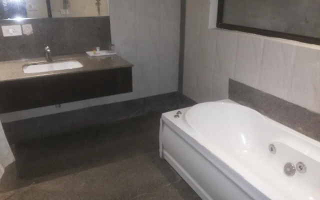 Hotel Amber Residency