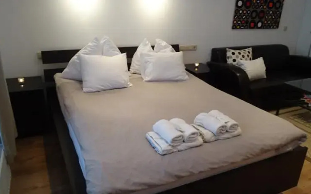 Frid Apartments