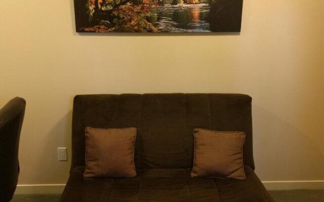 Cedar Wood Lodge B&B