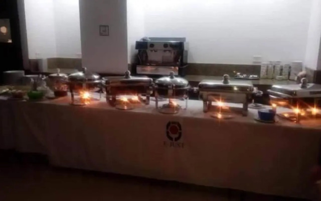 E-Just Hotel Borg El Arab