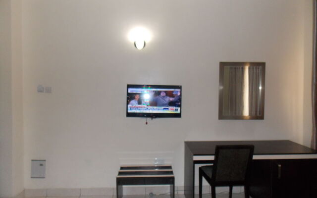 Nevada Inn Hotels And Suites