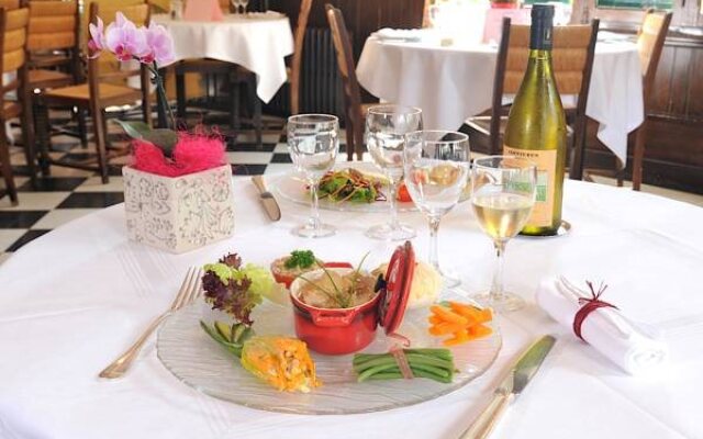 Logis Hotel De France