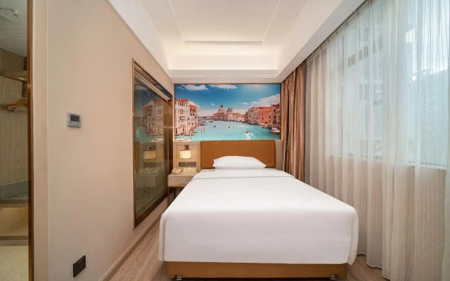 Vienna Hotel Dongguan Hou street Wanda Plaza