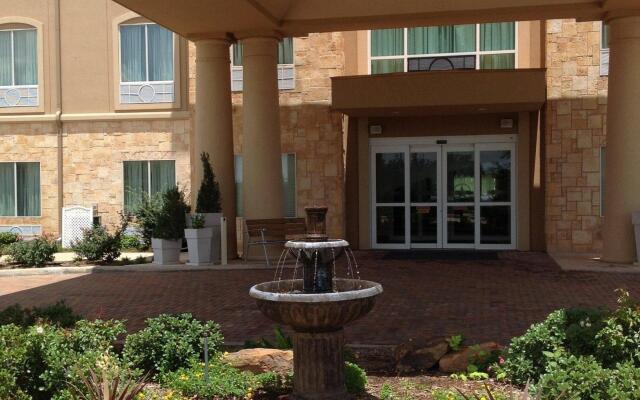 Holiday Inn Express Glen Rose, an IHG Hotel