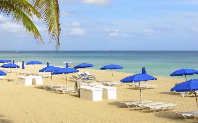 Sea Club Resort