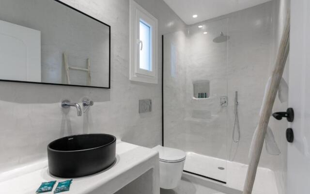 Iphimedeia Luxury Hotel & Suites
