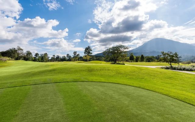 Chatrium Golf Resort Soi Dao Chanthaburi