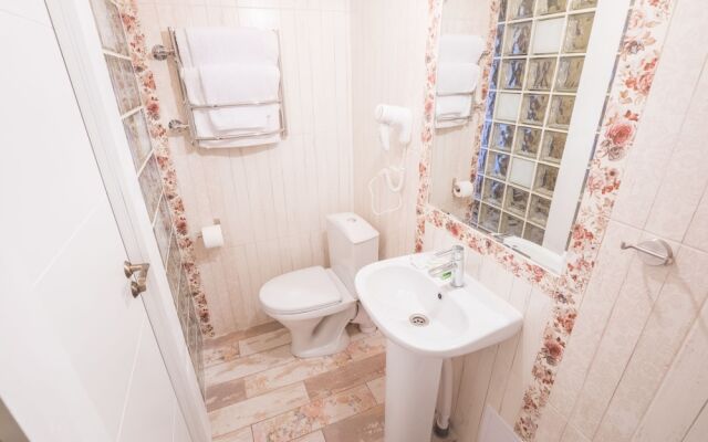 Hotel Tsvetochnaya 24