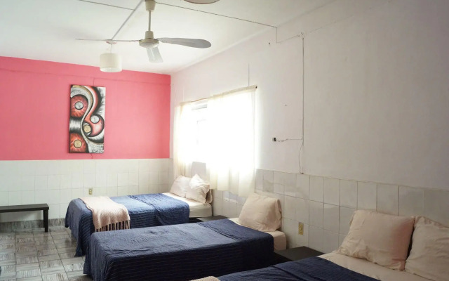 Casa de los Soles B&B Hostel