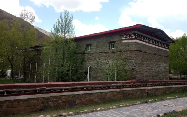 Zhi Shang Hua Ka Holiday Hotel