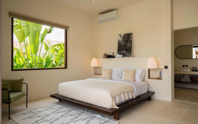 Rumah Tiha - Launch Promo Luxury 6BR Villa in Pererenan Canggu