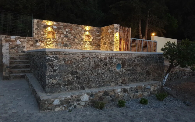 Chaihoutes stone villa into Olive farm in Zia
