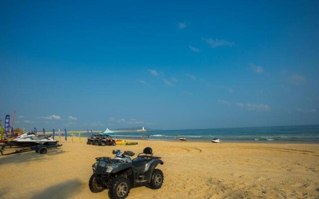 Ocean Holiday Hotel