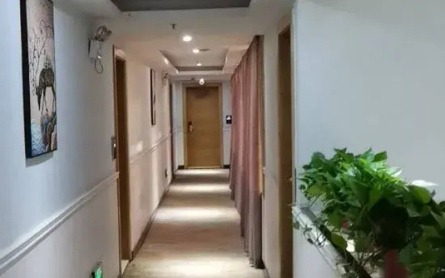 Shijia Chain Hotel (Xinhua No.1 Branch)