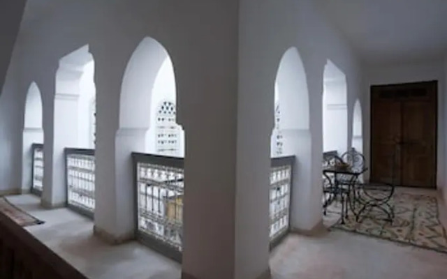 Earth Hostel