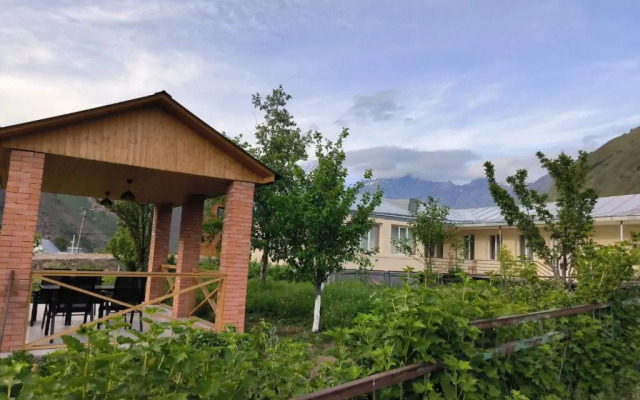 Kamara Guest House