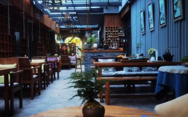 Meitaoyuan Inn