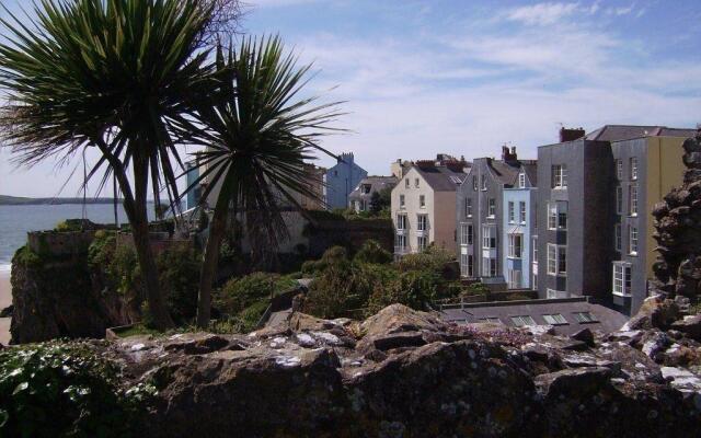 Langdon Villa Guest House