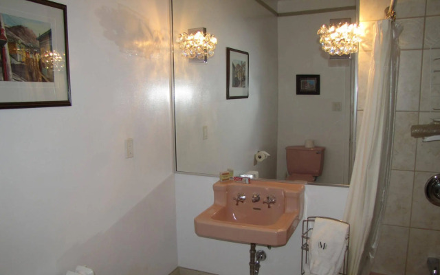 Monroe House Executive Suites