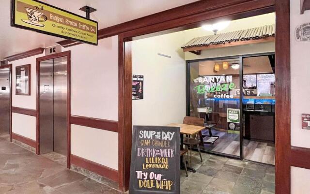 Waikiki Banyan #2608-T2