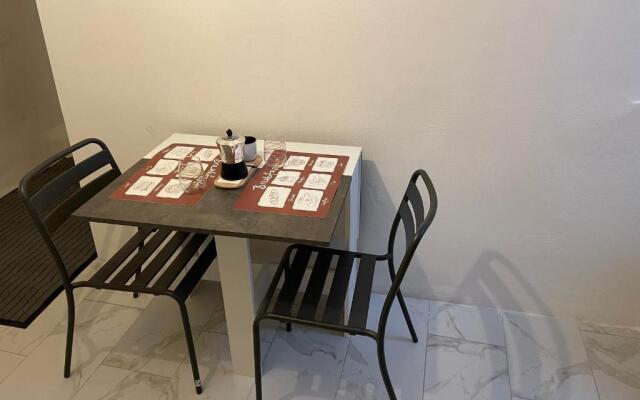 Mory&Clary Cave Palese Airport