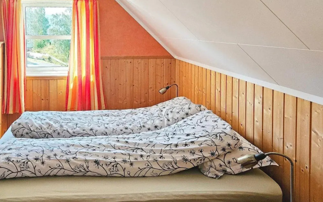 6 Person Holiday Home in Leikanger