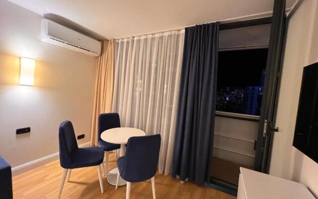 Orbi City Apartament