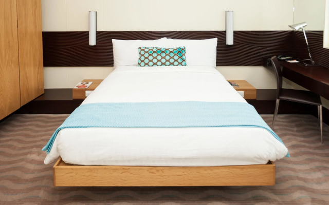 Suncoast Hotel & Towers