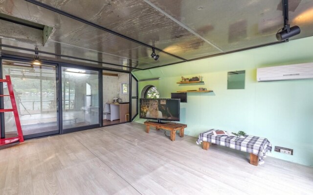 Nami Island Healing Leisure Camping&glamping