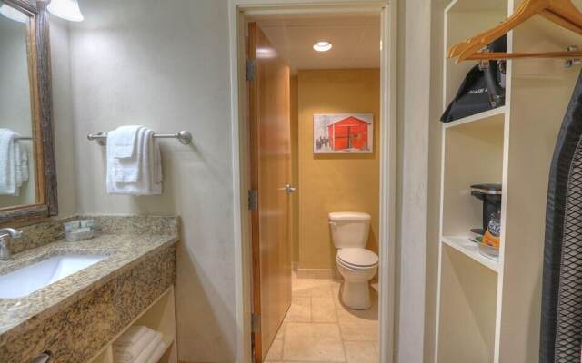 Lodge at Five Oaks Pigeon Forge - Sevierville