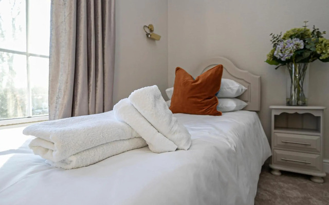 Pages Hotel  Guesthouse