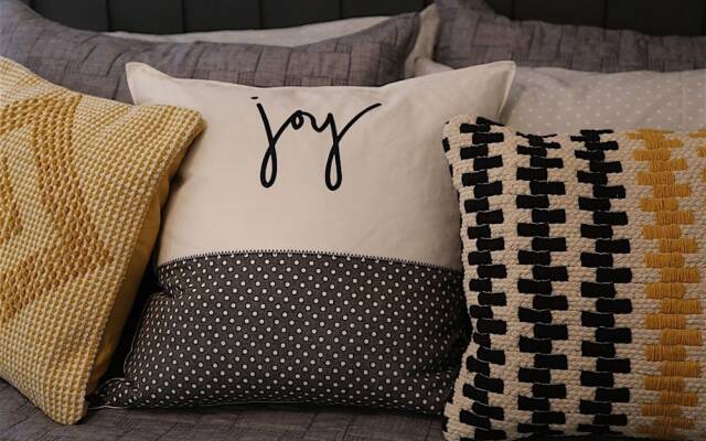 Biltmore Cloisters 2 BR by Casago